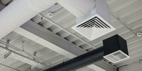 Reformas Integrales de Naves Industriales Bot · Instalación de Sistemas de Climatización y Ventilación