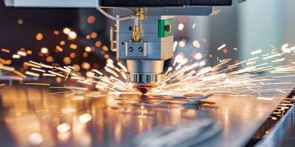 Reformas Integrales de Naves Industriales Bot · Instalación Tecnología y Comunicaciones